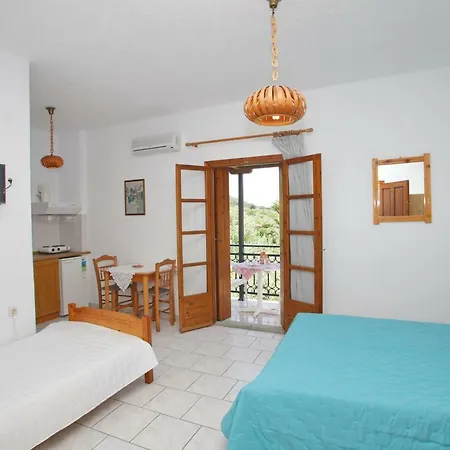 Stafylos דירה סקופלוס טאון