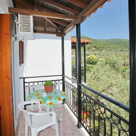 Stafylos Studios * Skopelos Town
