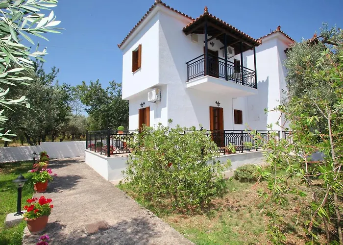 Stafylos * סקופלוס טאון